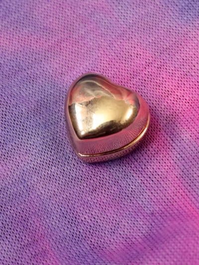 heart magnetic pin