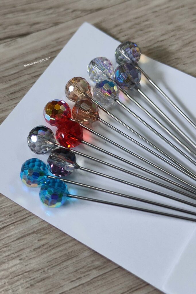 Oval Crystal Pin - Thats Adorbs Hijab