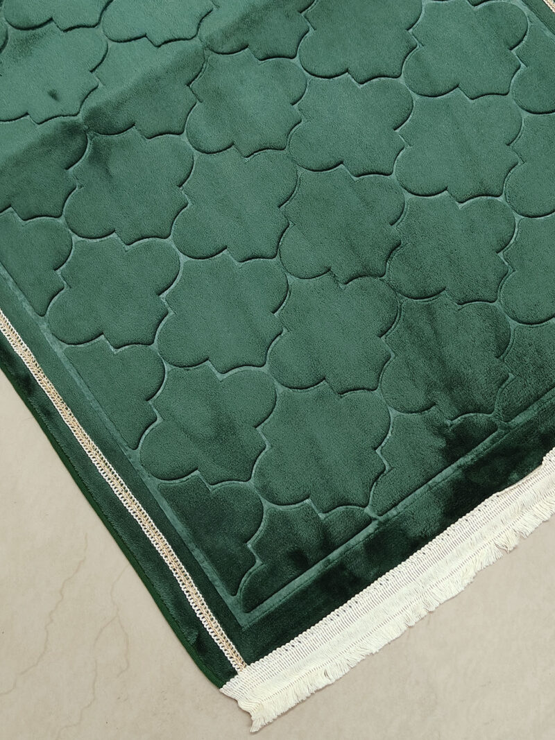 Emerald Velvet Prayer Mat - Image 3