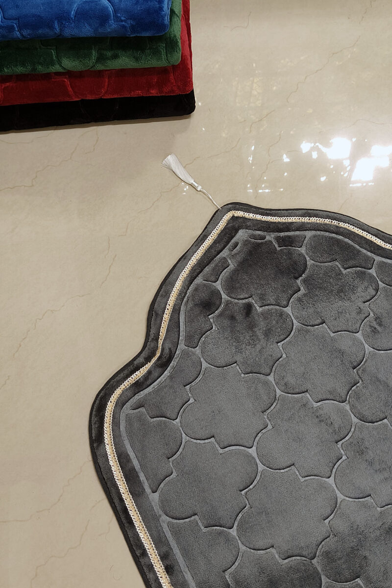 Grey Velvet Prayer Mat - Image 2