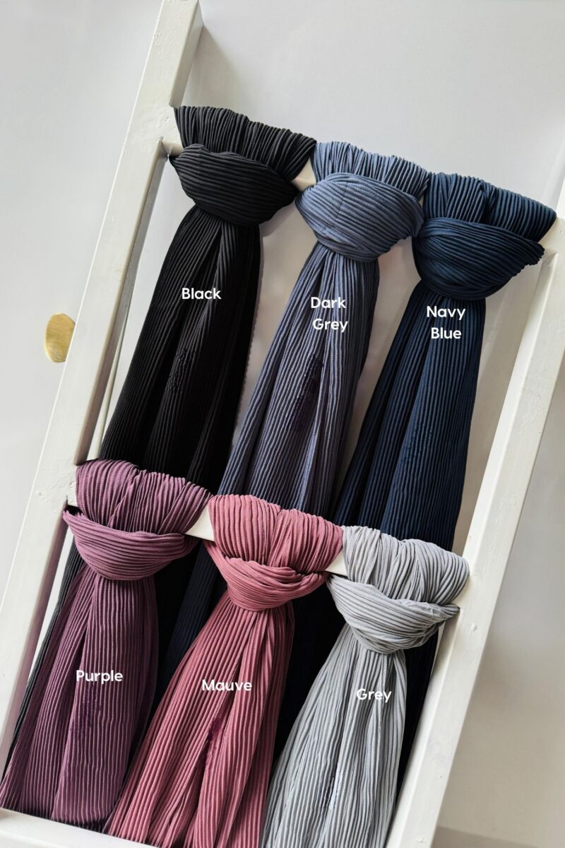 Pleated Chiffon Hijabs - Dark Tones