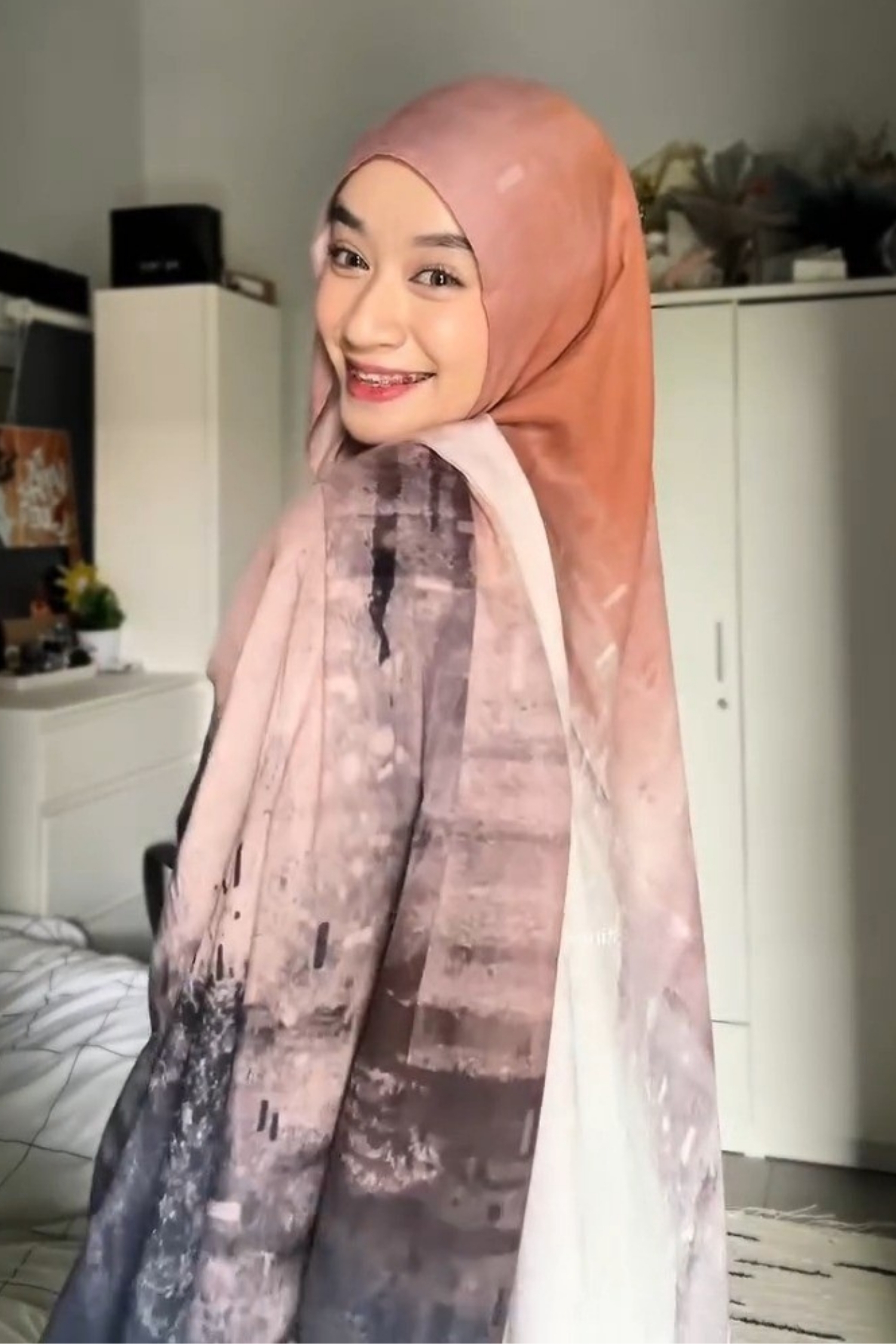 Caramel Drift Printed Modal Hijab - Image 2