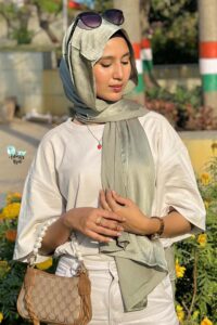 Pickle Muna Satin Hijab