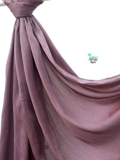 Raisin Muna Satin Hijab