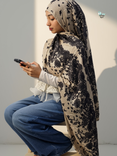 Chantilly Lace Printed Modal Hijab