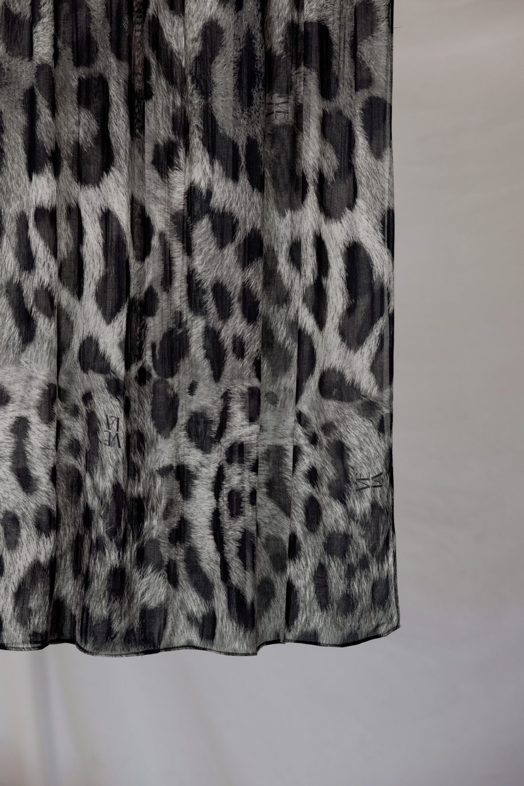 Snow Leopard Printed Modal Hijab - Image 3
